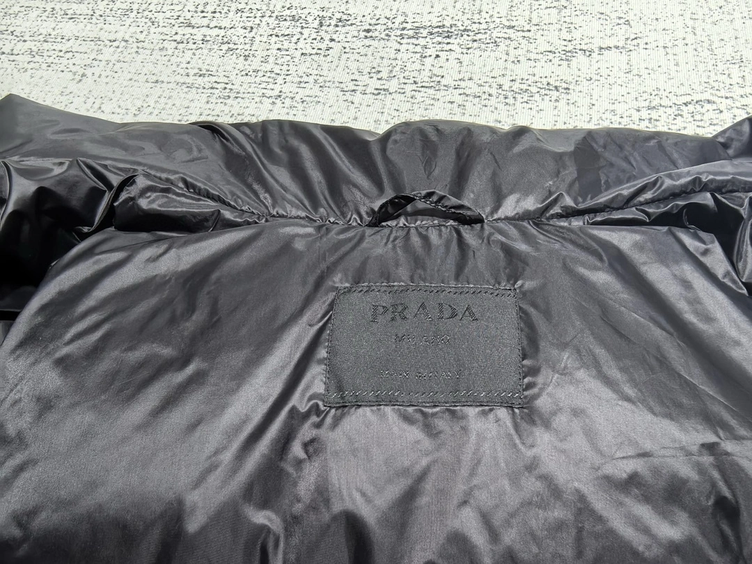 wg.luxury- Pr141 Down Jacket item:D-F205I0823